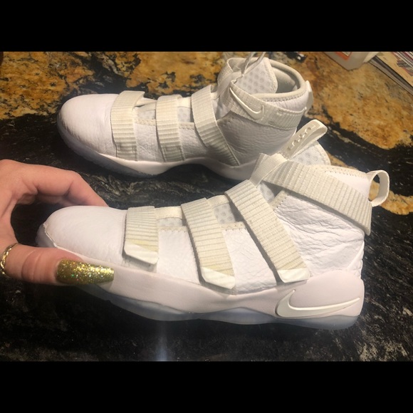 LaBrons - Picture 1 of 6